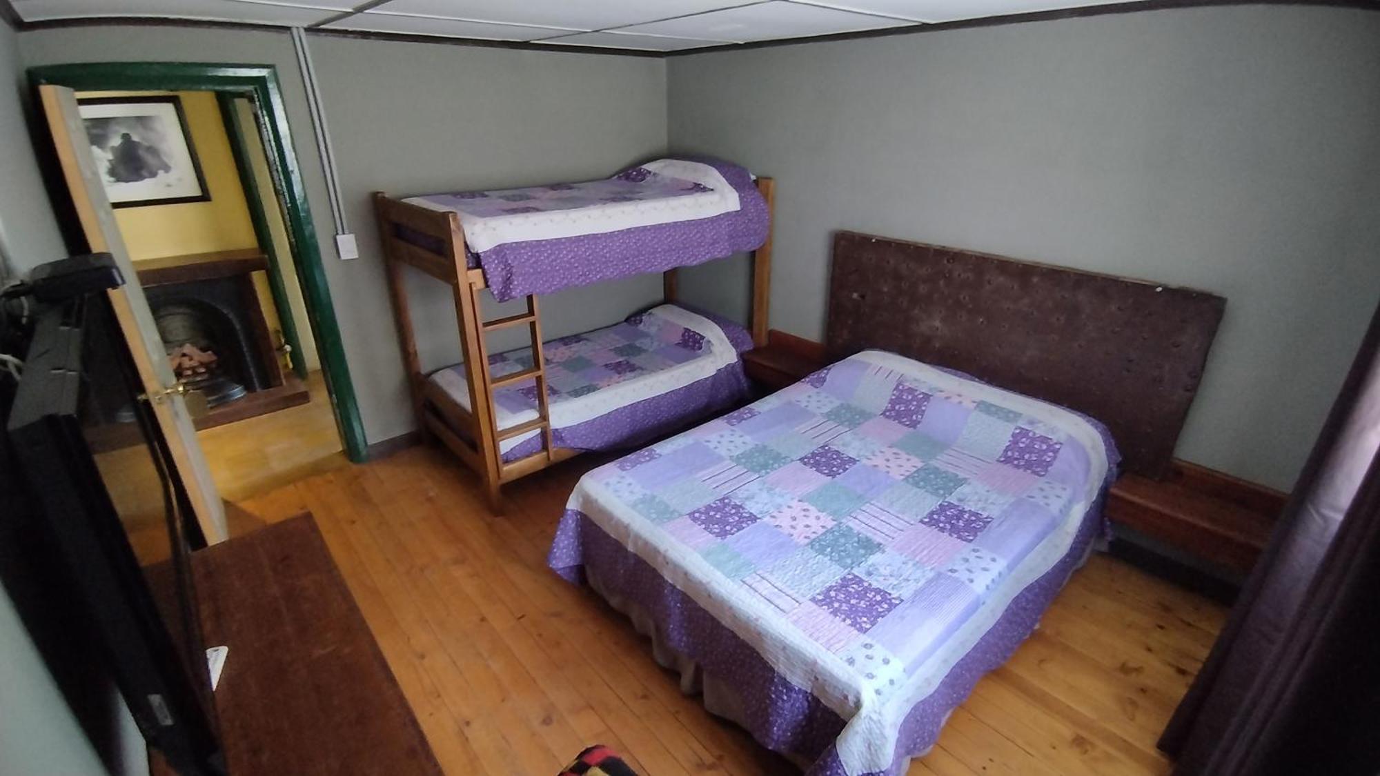 Hospedaje Lenas Del Tolosa Лас Куевас Екстериор снимка